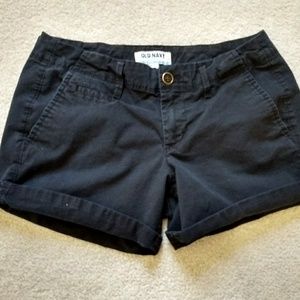 Old Navy black shorts size